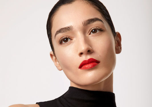 El maquillaje de invitada: natural, sofisticado y duradero